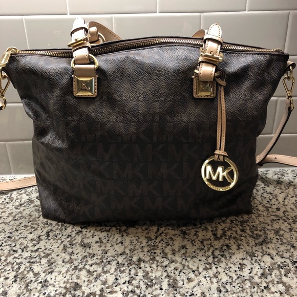 Michael Kors Handbags - Michael Kors Handbag
